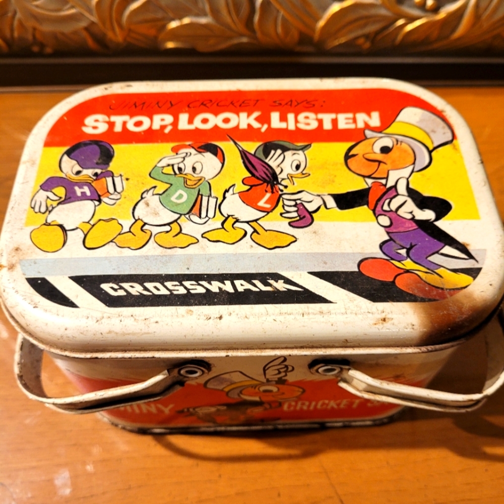 Disney 1950's Jiminy Cricket lunch pail